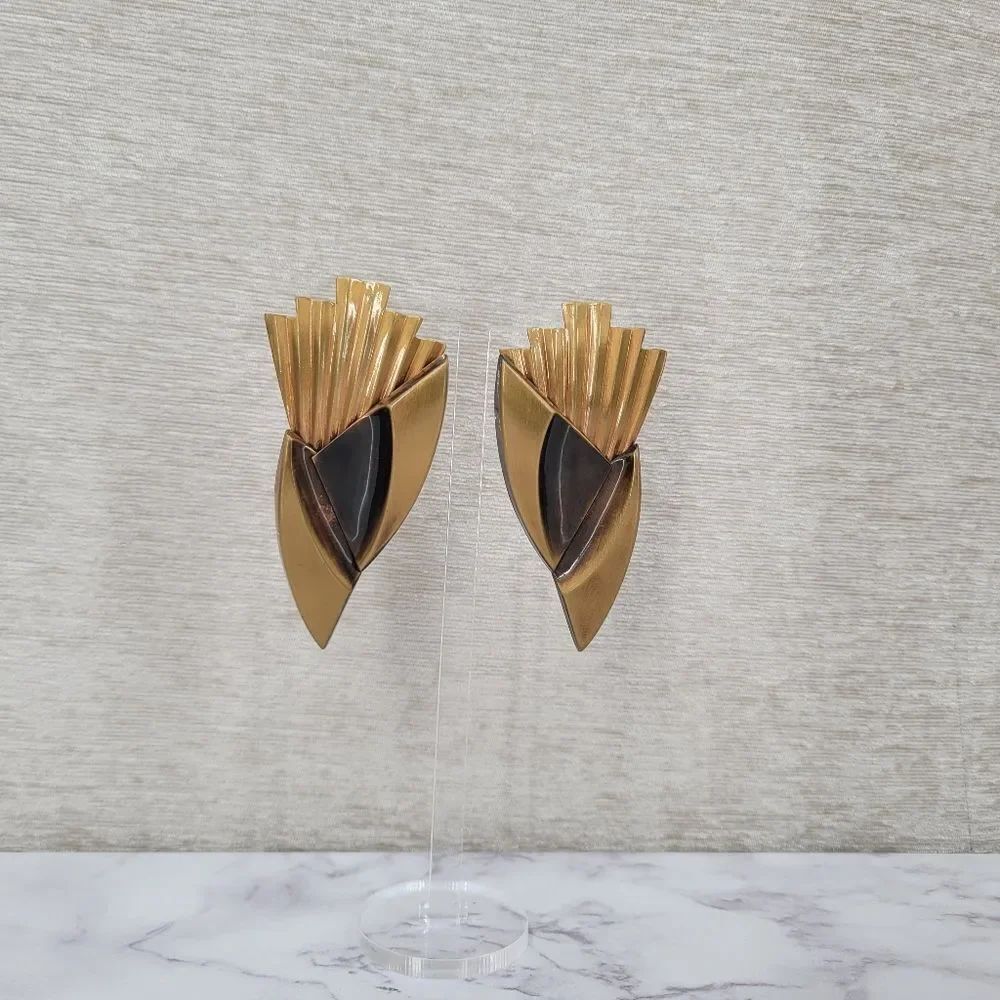 80s Vintage Art Deco Style Gold and Black Metal Earrings Studs